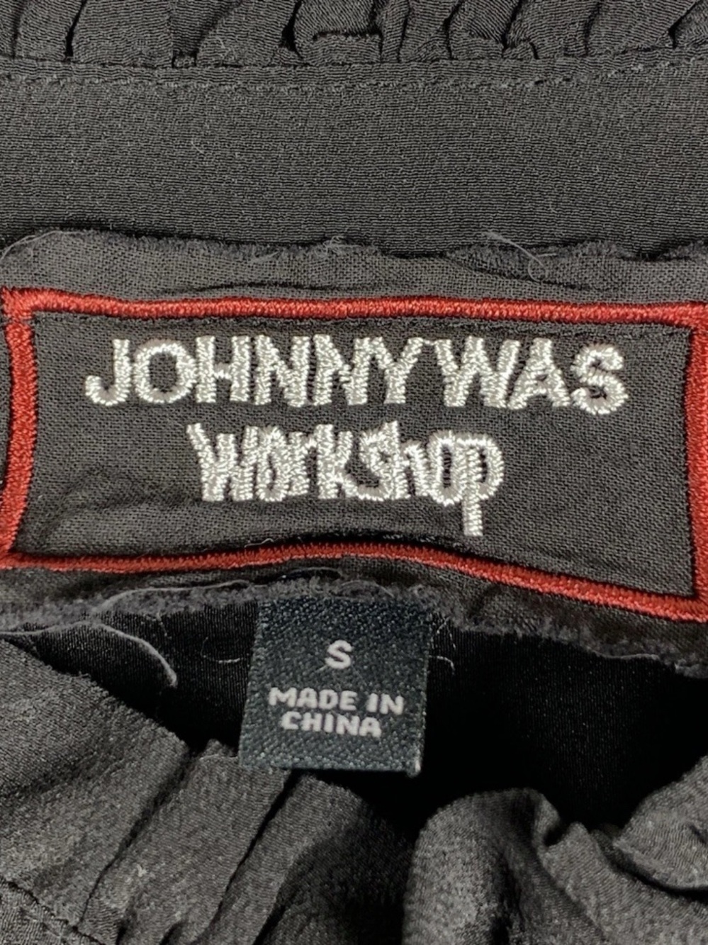 Johnny Was Workshop Silk Embroidered Boho Blouse Black Gold Button Front S - Picture 5 of 13